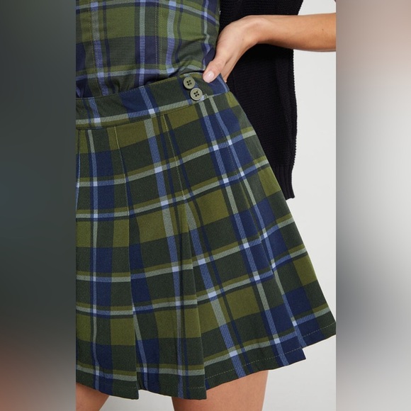 WeWoreWhat PLAID TENNIS SKIRT SKORT PLEATED NEW NWOT 0 XS SOLD OUT $128 REVOLVE - Picture 3 of 8